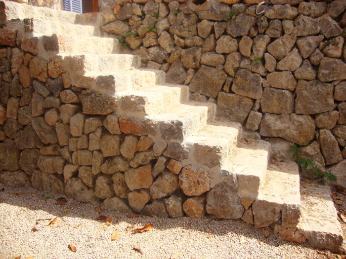 Reform of exterior stairs